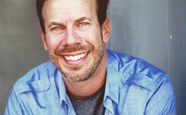 Be Yourself To Free Yourself with Guest Brian Benson and Musical Guest Harold Payne on LIFE CHANGES - Radio Show #385