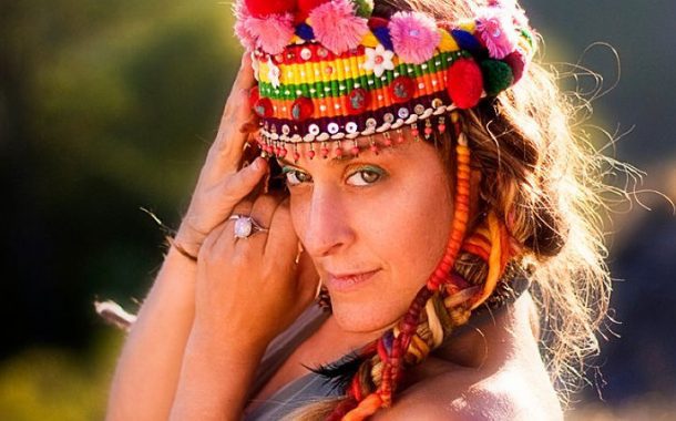 Crawling Into The Light with Guest Marni Spencer-Devlin and Musical Guest Missy Galore - #397 Pg2