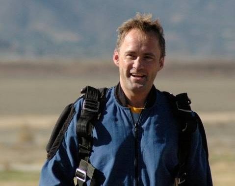 A Voice for the Voiceless with Guest Paul Padgett and Musical Guest Kerri Anne LeBlang on The LIFE CHANGES Show #400