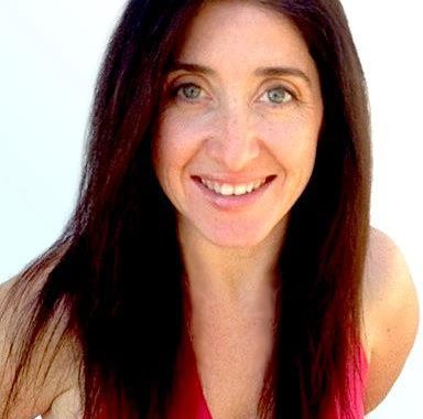 Making Empowering Messages Work For You with Guest Micaela Bubola Passeri and Musical Guest Darrin Stafford on The LIFE CHANGES Show - #407