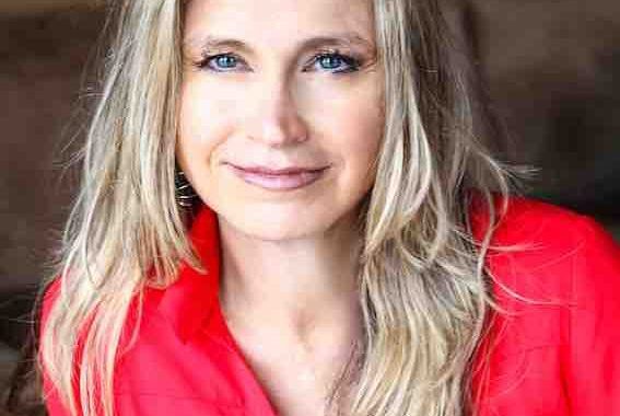 Change Your Energy - Transform Your Life with Guest Brandy Faith Weld and Musical Guest Café Musique on The LIFE CHANGES Show - #411