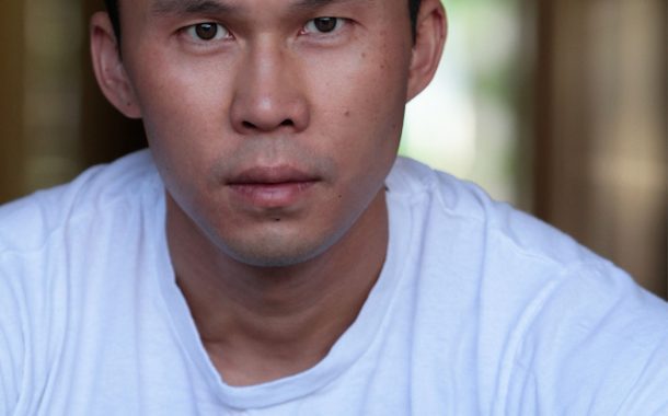 Healing Battle Scars with Humor with Guest Thom Tran and Musical Guest Murray Hidary - Show #445