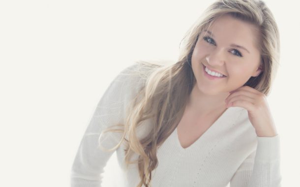 Nobody Has The Power To Ruin Your Day, with Guest Lizzie Sider and Musical Guest Beata Pater on LIFE CHANGES - #479