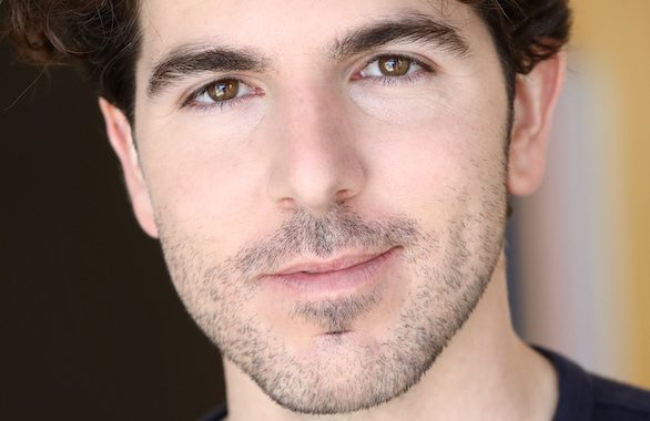 From Disaster To Self-Discovery and Growth with Guest Arthur Diennet and Musical Guest Aaron Goldberg on The LIFE CHANGES Show - #484