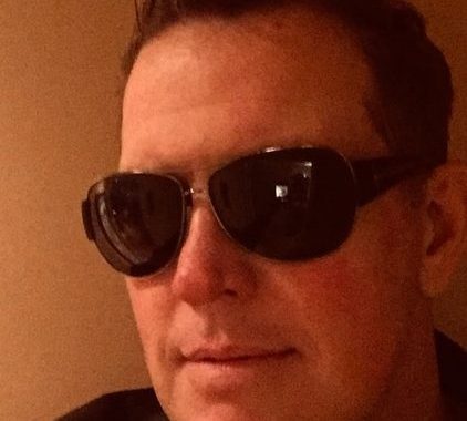 Life Moves In Mysterious Ways with Guest Sean Lydiard and Musical Guest Peter Smith on The LIFE CHANGES Show #496