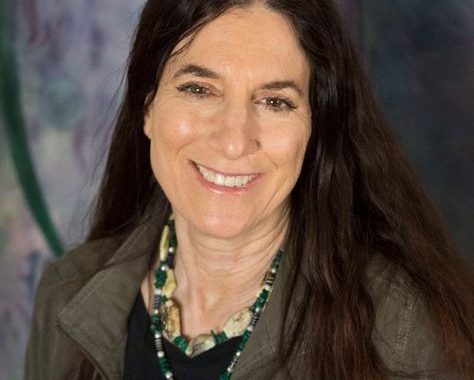 Uniting Art and Science, with Guest Audri Phillips and Musical Guests Heart Medicine on The LIFE CHANGES Show #523
