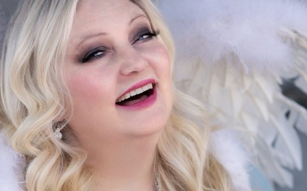 Performance Guest Singer / Songwriter Sheila 