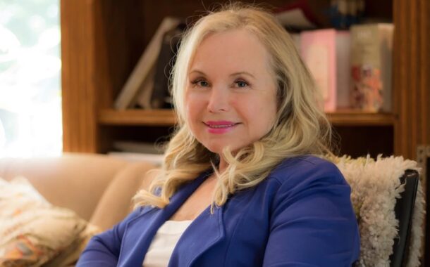 Research Psychologist Shares Her #1 Tip to Preventing Divorce - Ep740