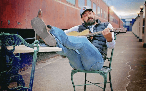 Country Music Singer, Songwriter, Dallas Walker on the Show - Ep747