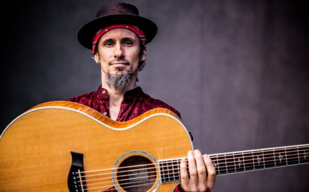 Australian Mystical Troubadour, Murray Kyle on the Show - Ep758