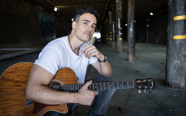 Folk-Pop Artist Joseph Eid on The Life Changes Show - Ep800