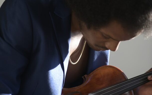 Contemporary Violinist, Alan Price on The Show - Ep801