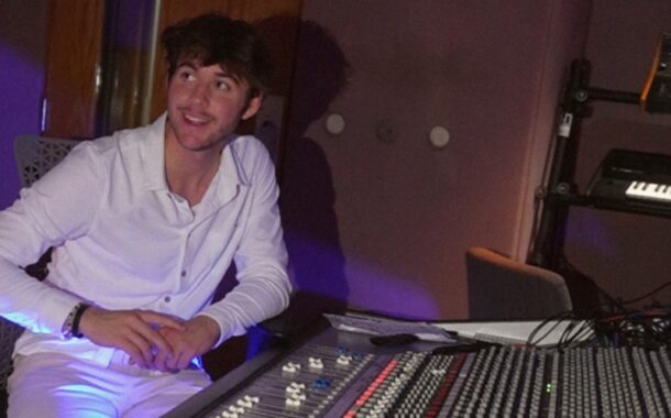 Music Artist, Seth Porter Winterton on The Life Changes Show - Ep838