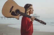 Singer-Songwriter, Lisa Ritchie, on The Show - Ep856