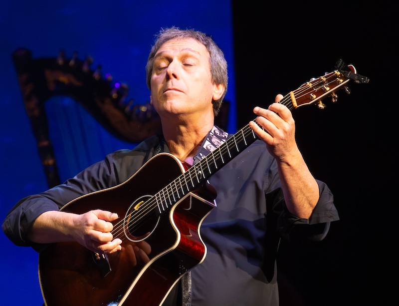 Renowned Guitarist and Composer, Peppino D'Agostino on The Show - Ep857