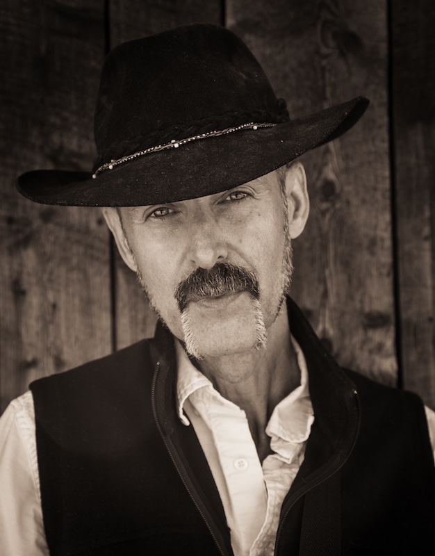 Singer, Guitarist, Mason Lucas on The Show - Ep859