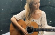 Renowned Mantra Singer, Erin Breech, on The Show - Ep865
