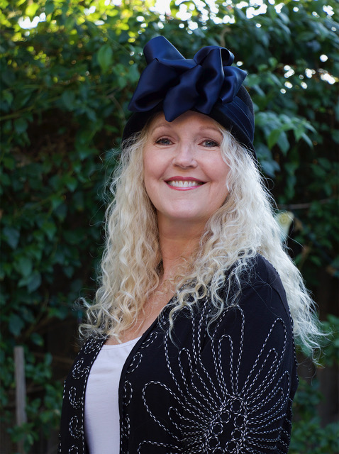 Award-Winning Actress, Vocalist, Sherry Hursey, on The Show - Ep866