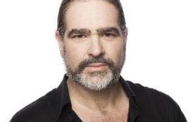 Integrating Technology and Human Creativity for Transformative Experiences - Ep868