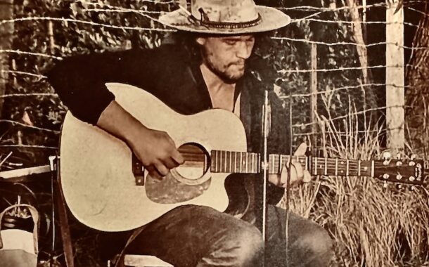 Music Medicine Songwriter, Colin Martin on The Show - Ep879