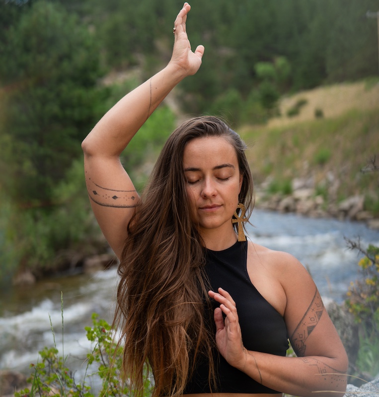 Visionary Artist Sarah Conner on The Life Changes Show - Ep885